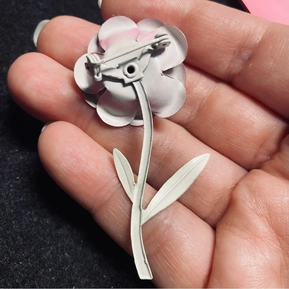 Vintage Enamel Pink Rose Metal Brooch - Picture 3 of 6